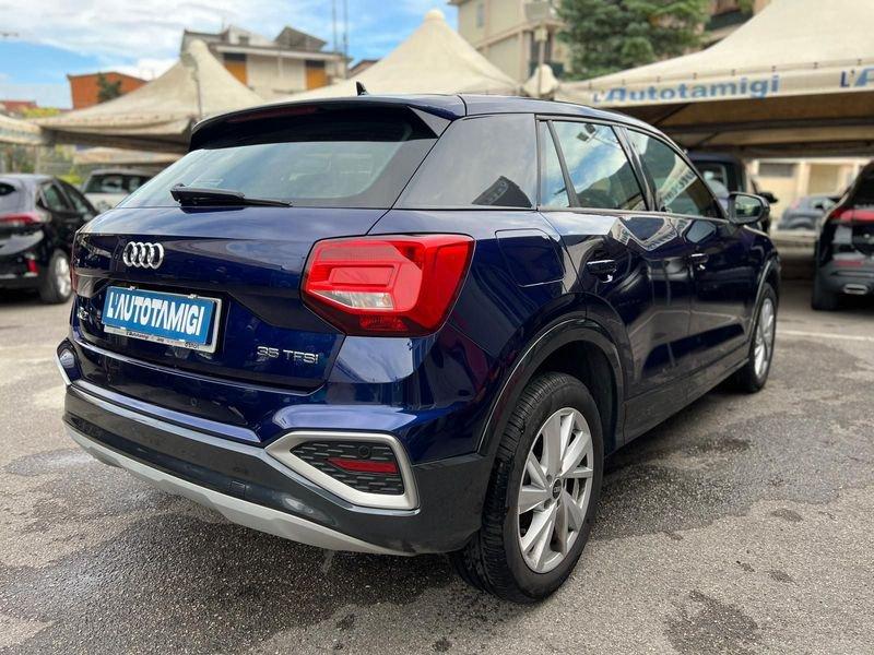 Audi Q2 Q2 35 TFSI Identity Black
