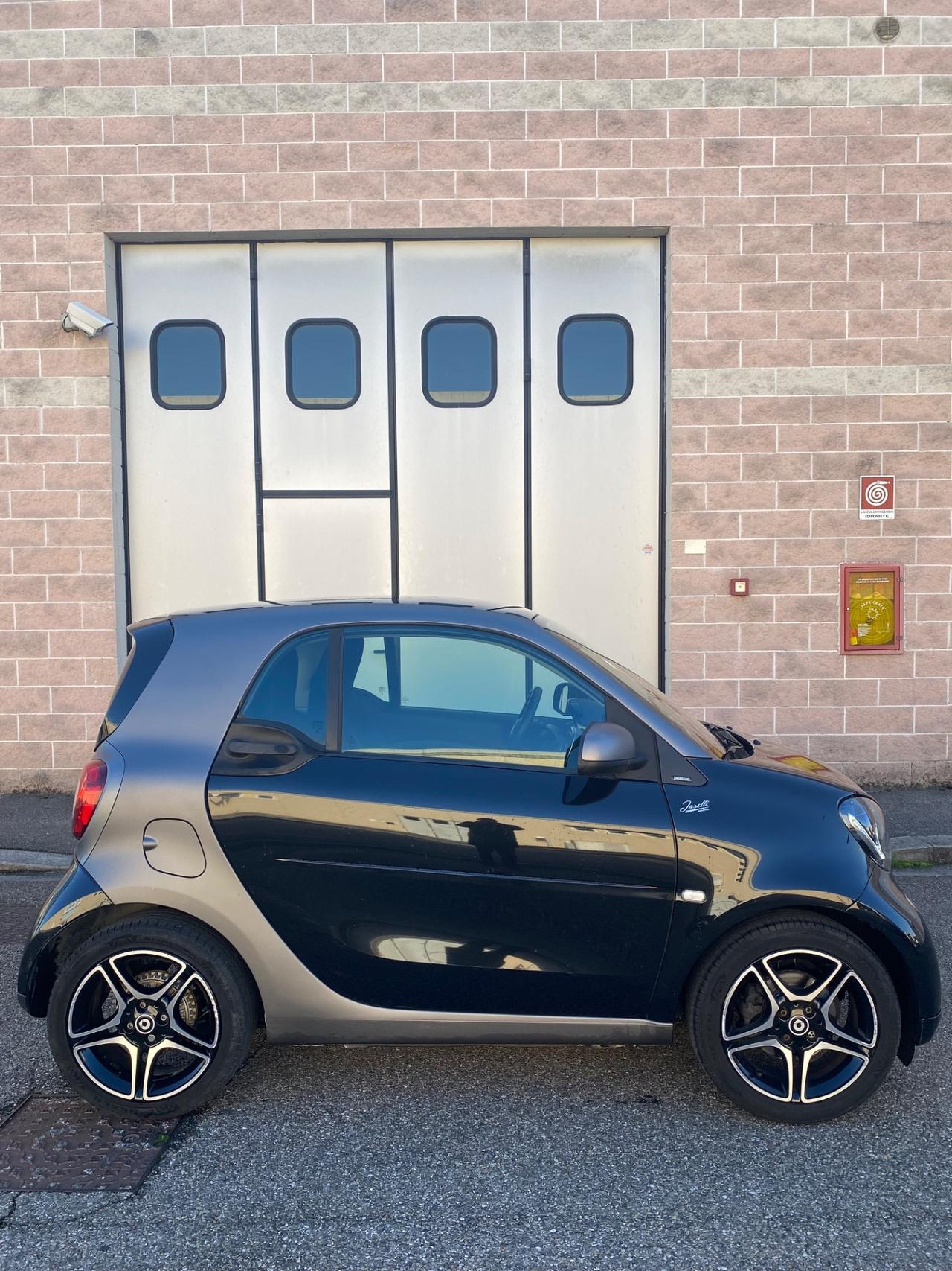 Smart ForTwo 90 0.9 Turbo twinamic JBL