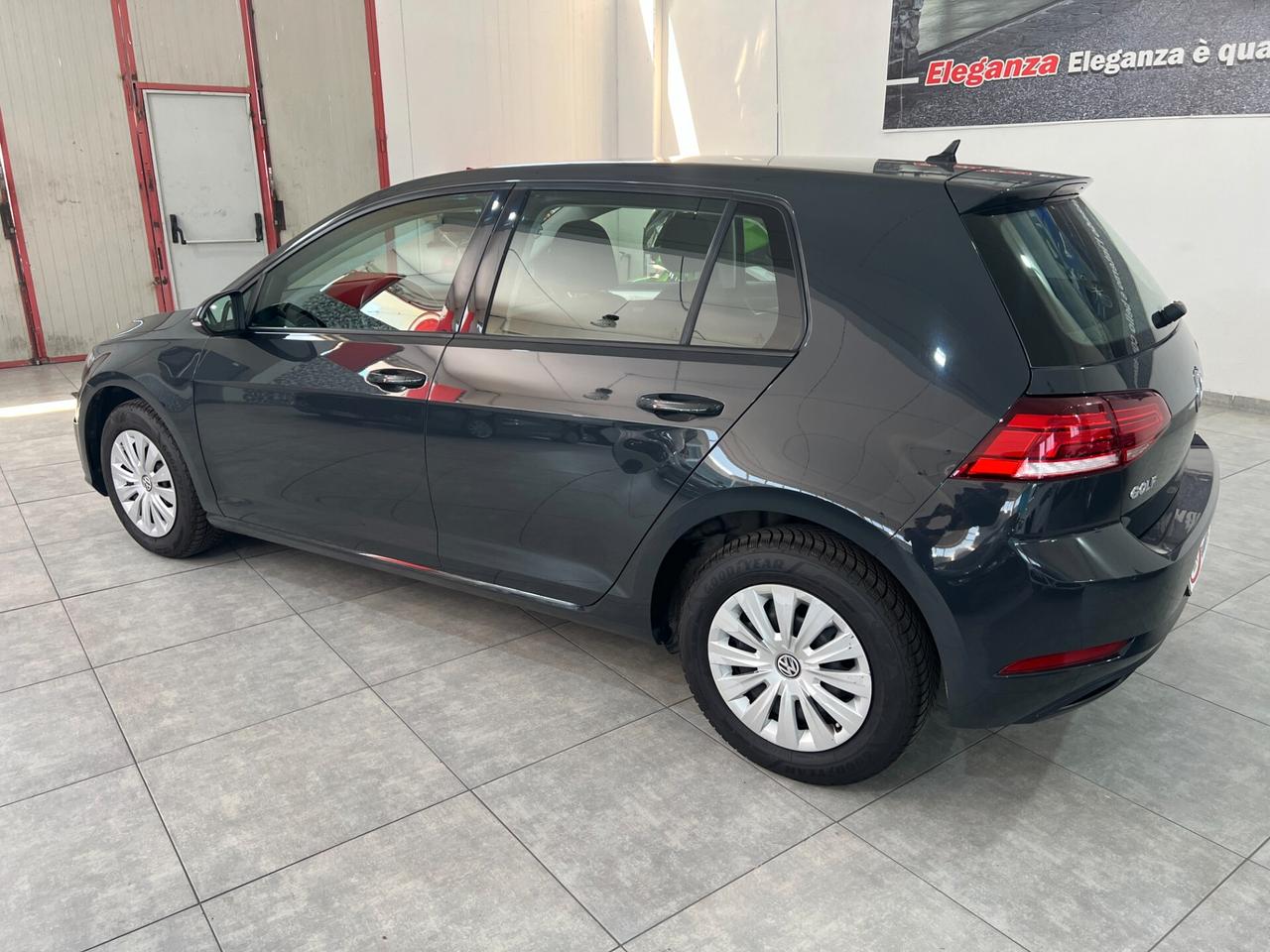 Volkswagen Golf 1.6 116 CV - EXECUTIVE - 2019