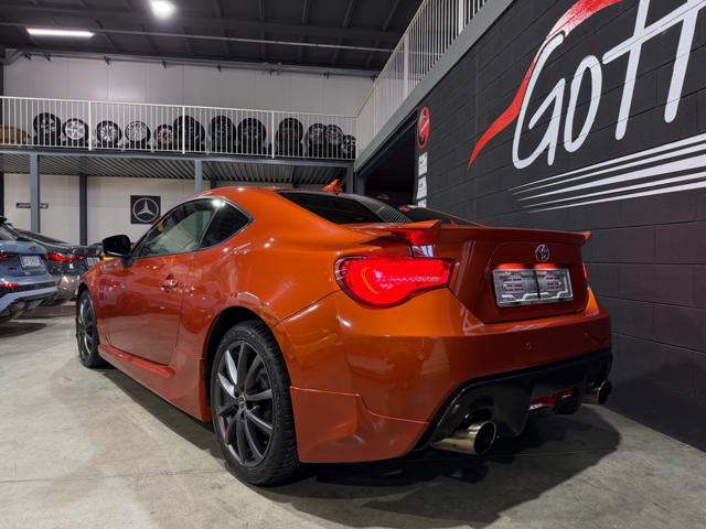 TOYOTA GT86 KIT RESTYLING GME RACING ORANGE SCARICO SERVICE