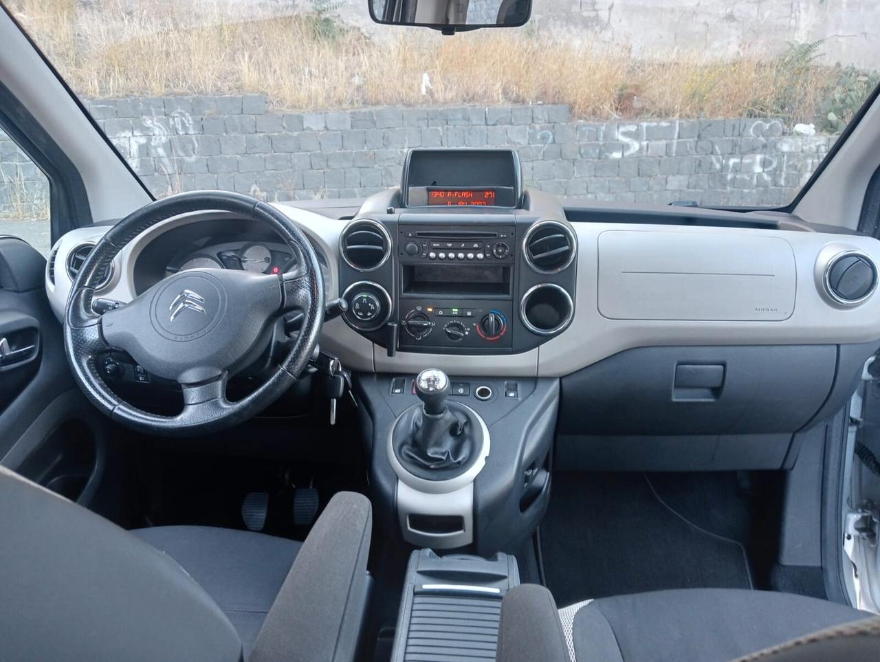 Citroen Berlingo ribassato rampa disabili