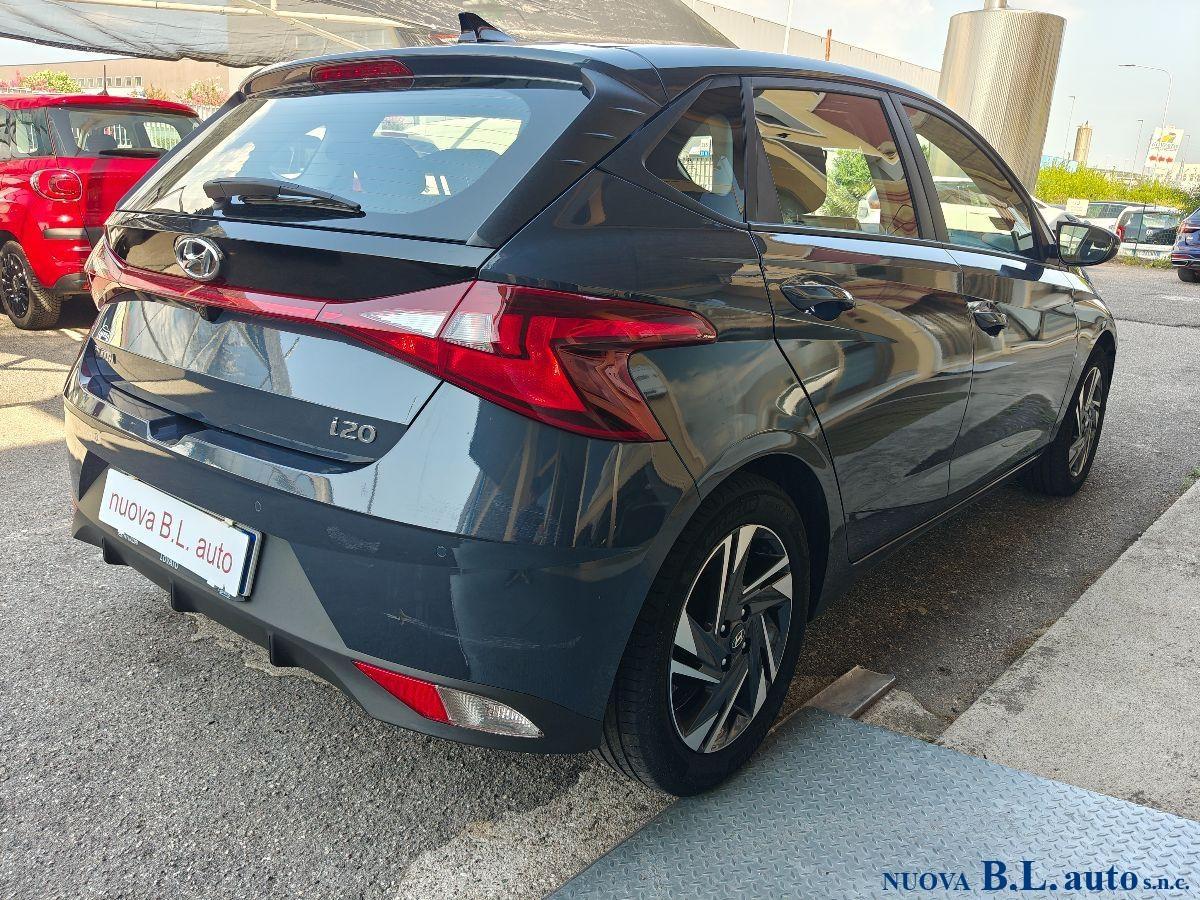 HYUNDAI - i20 1.2 Connectline Exterior Pack Gpl