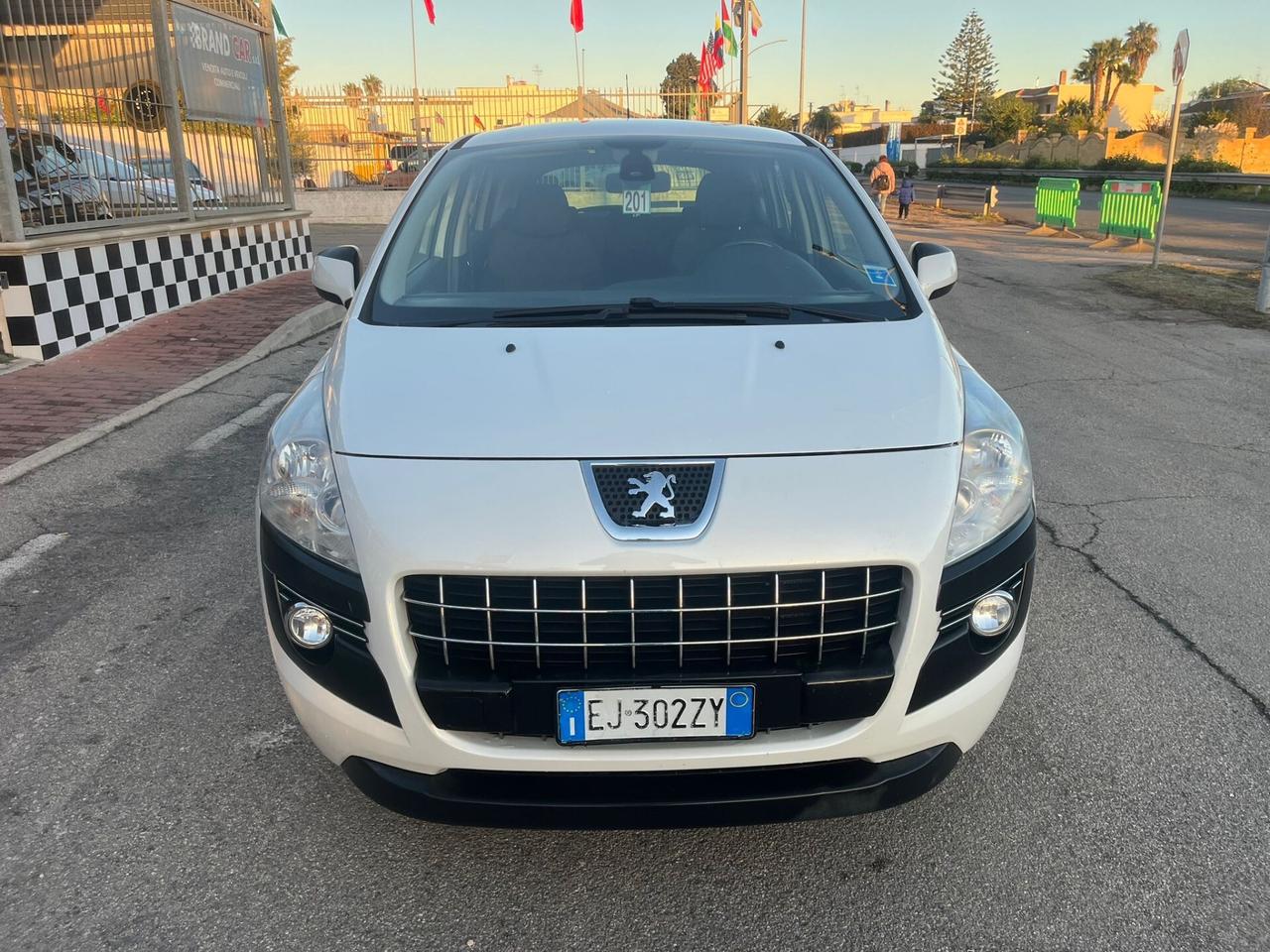 Peugeot 3008 2.0 HDi Unipro Business 2011