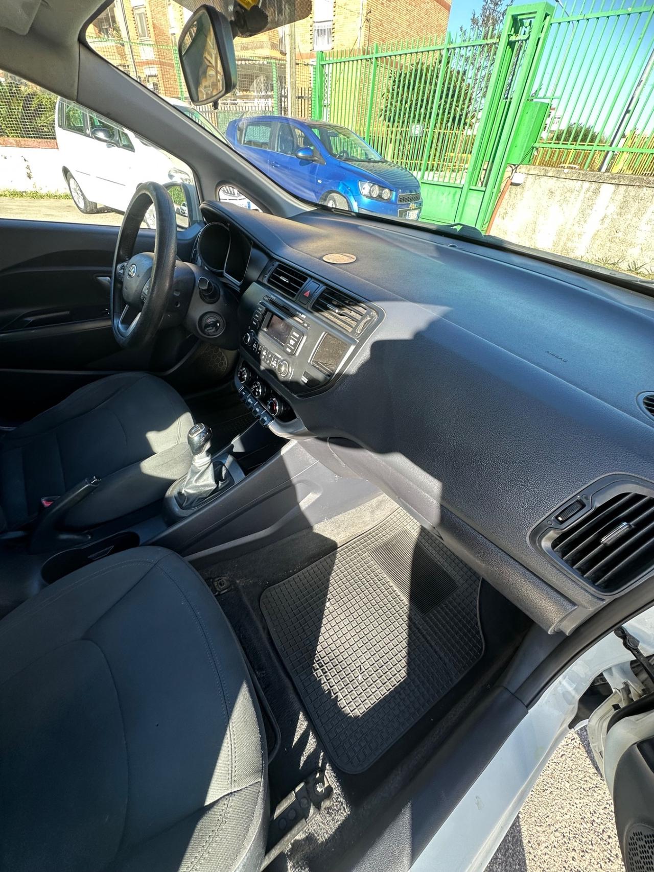 Kia Rio 1.1 CRDi 5p. Active