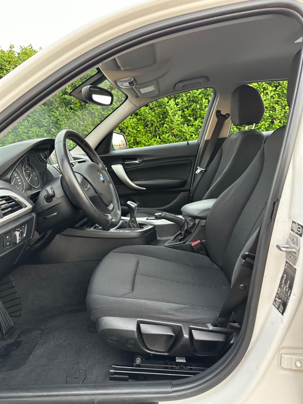 Bmw 118 118d 5p. Urban