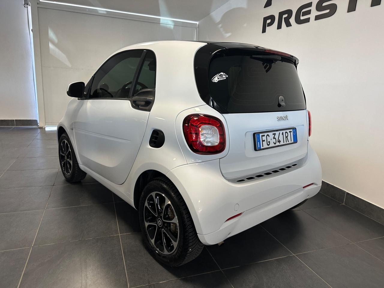 SMART FORTWO 1.0 PASSION 71CV AUTOMATICA TOTAL WHITE