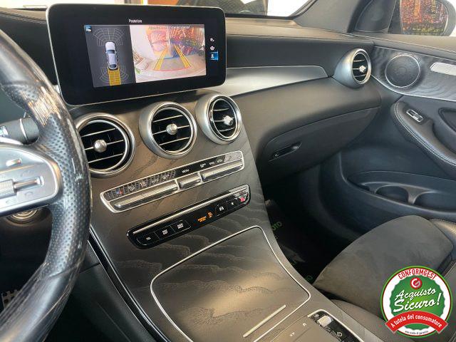 MERCEDES-BENZ GLC 220 d 194cv Coupé AMG Premium Plus 4Matic