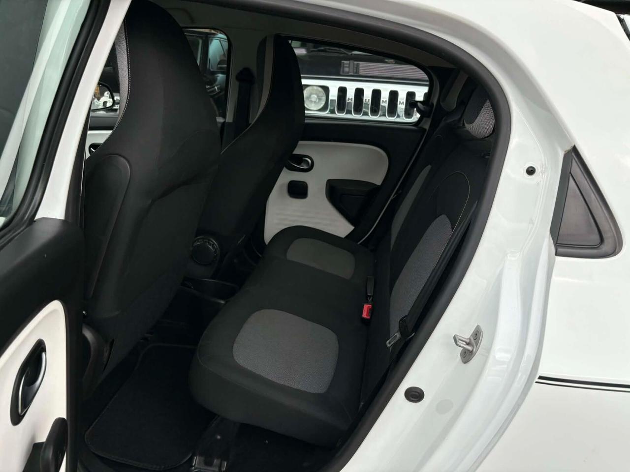 Renault Twingo SCe EDC La Parisienne