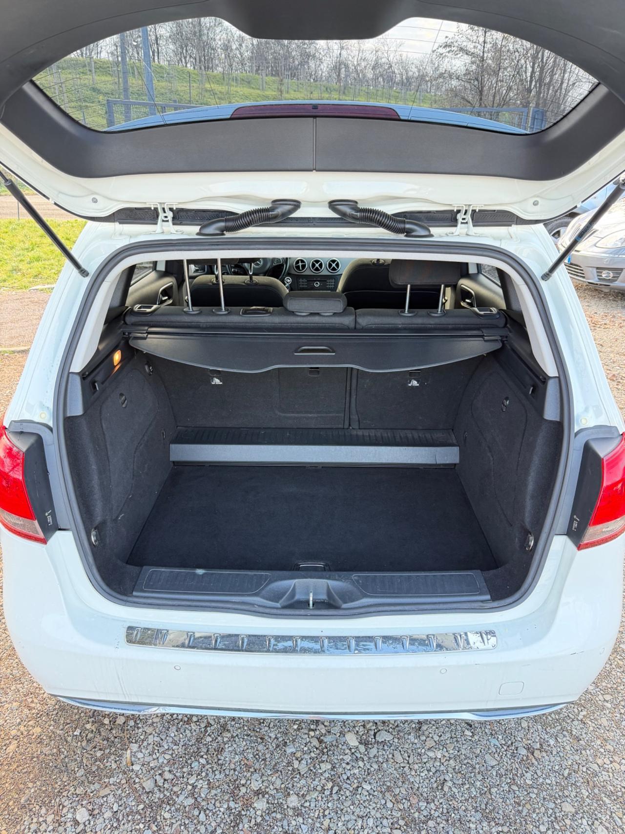 Mercedes-benz B 180 d Automatic Business