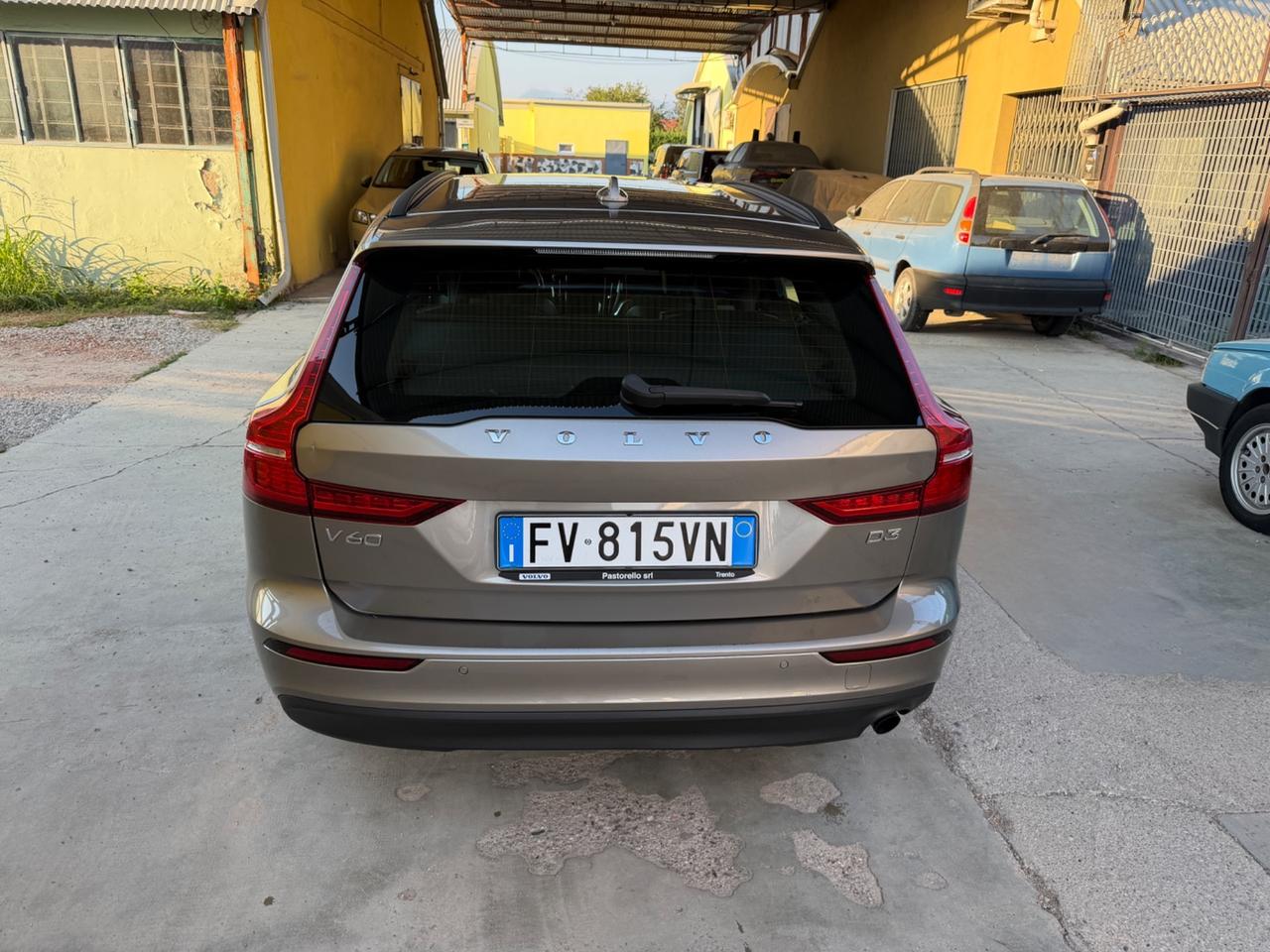 Volvo V60 D3 Business Navigatore 150cv - 2019