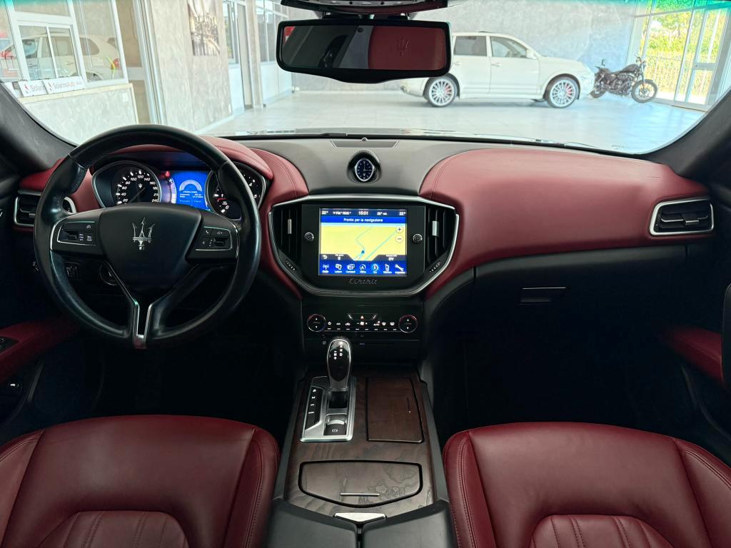 Maserati Ghibli 3.0 V6 ds 250cv auto