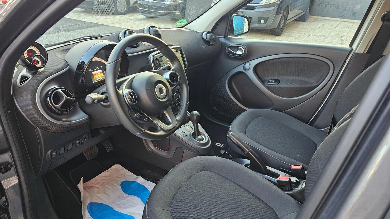 Smart ForFour 90 0.9 Turbo twinamic Passion UNIPRO NAV ANDROID TAGL UFF LED