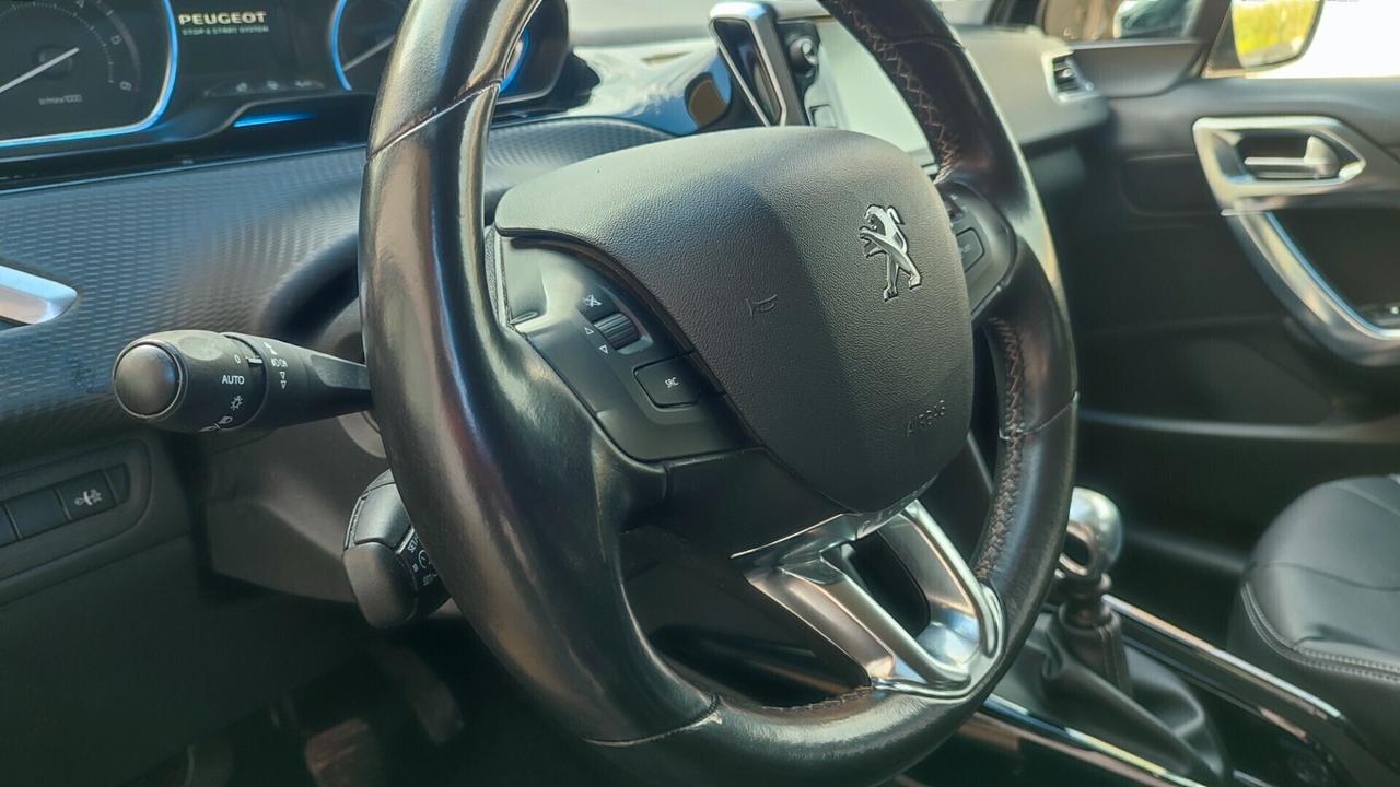 Peugeot 2008 1.6 e-HDi 115 CV Stop&Start Allure