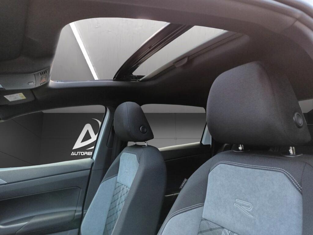 Volkswagen Taigo 1000 TSI R-LINE PLUS 116 CV DSG KM 0 ITALIA