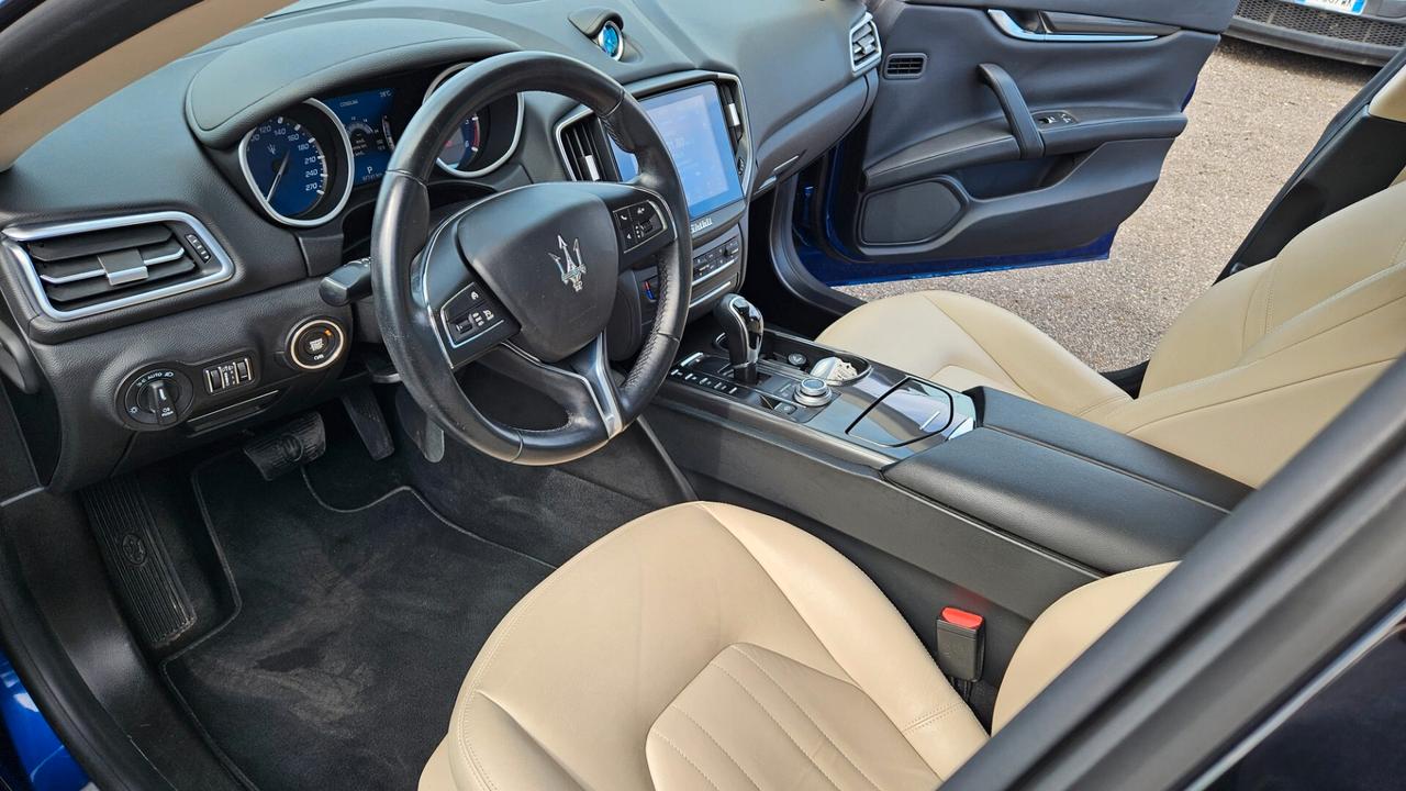 Maserati Ghibli V6 Diesel Gransport