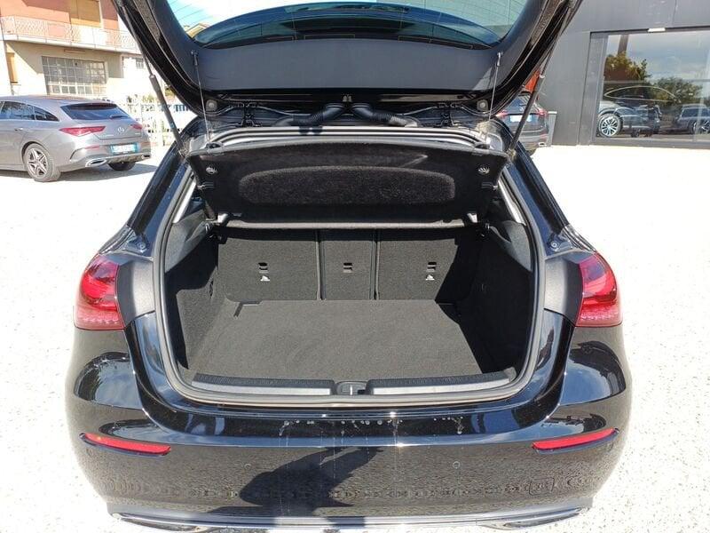 Mercedes-Benz Classe A A 180 d Progressive Advanced