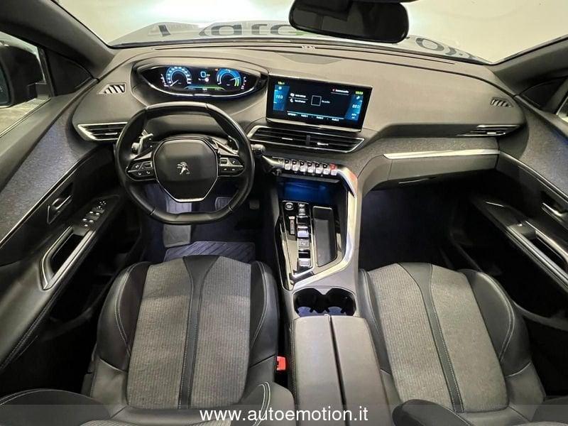 Peugeot 3008 Hybrid4 300 e-EAT8 Allure