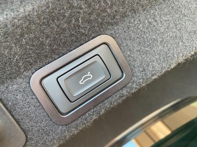AUDI A6 40 2.0 TDI quattro ultra S tronic S line
