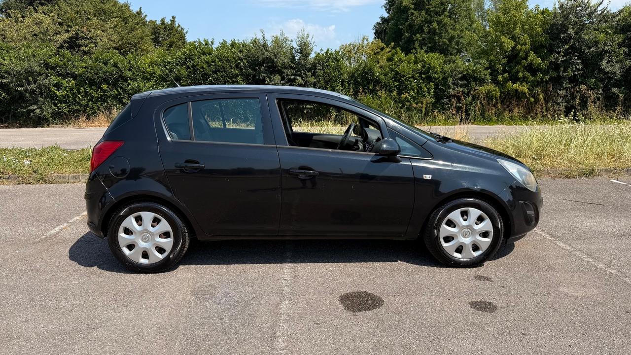 Opel Corsa 1.2 85CV 5 porte GPL-TECH Edition