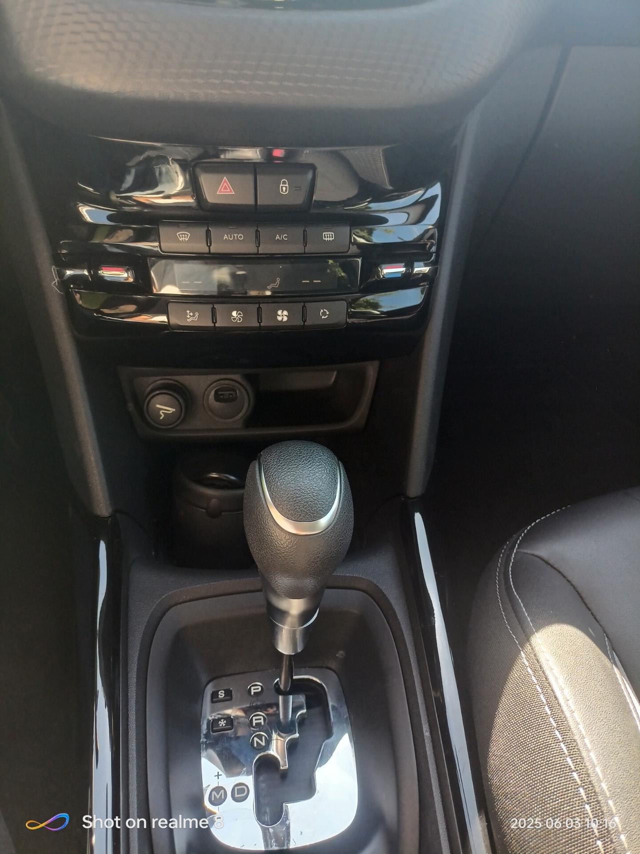 Peugeot 2008 BlueHDi 120 EAT6 S&S Allure
