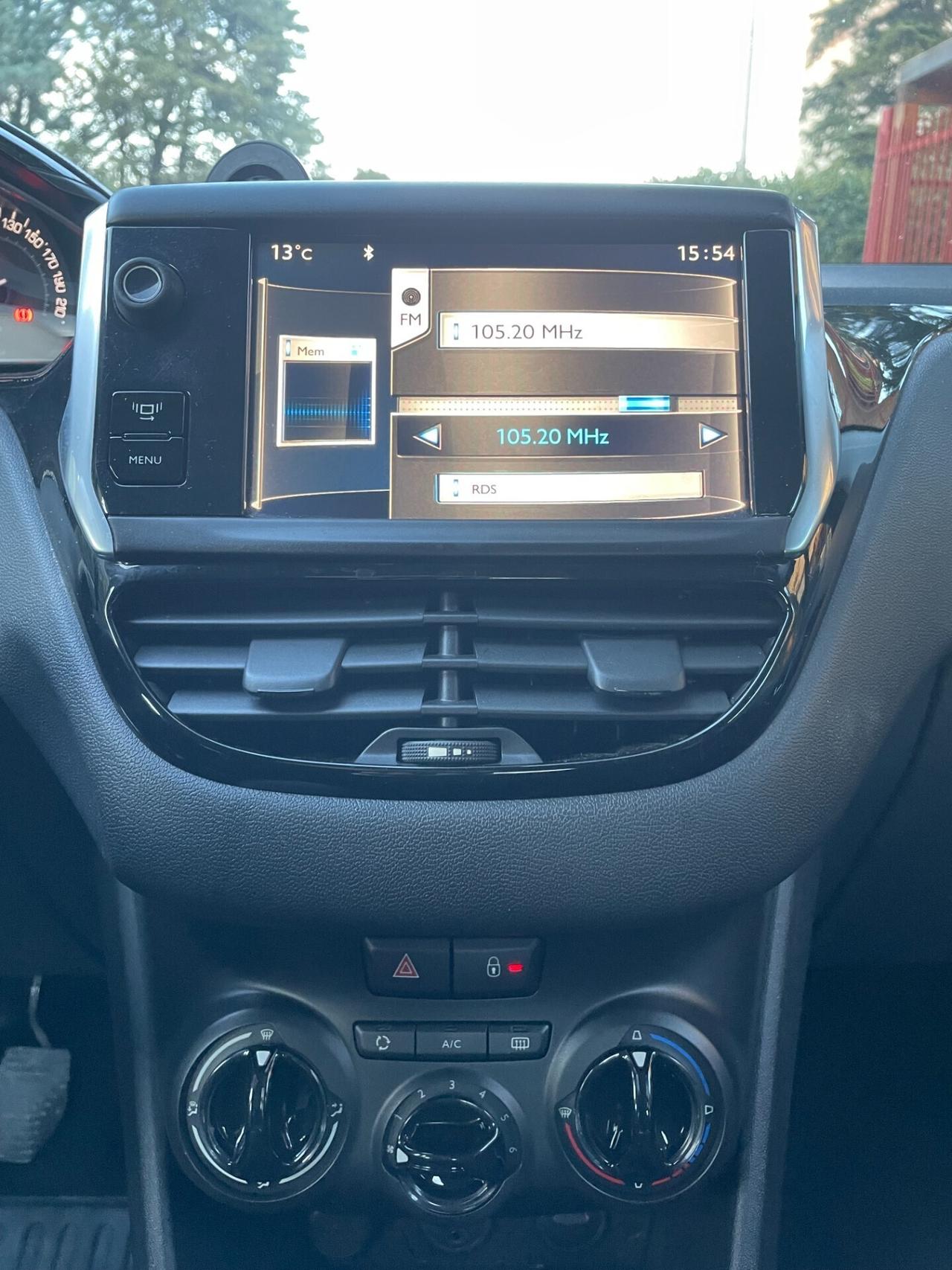 Peugeot 208 1.4 HDi 68 CV 5 porte Business