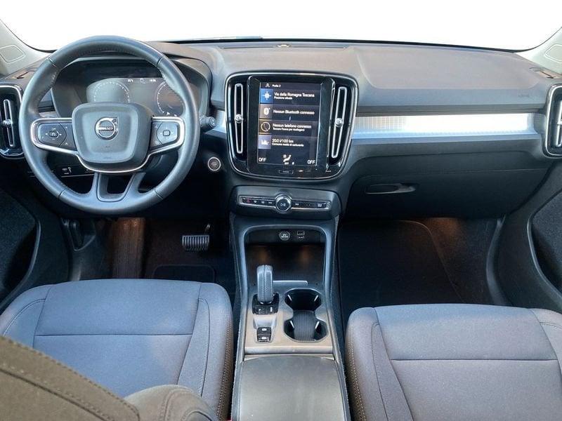 Volvo XC40 1.5 t3 Momentum Pro 163cv auto my21