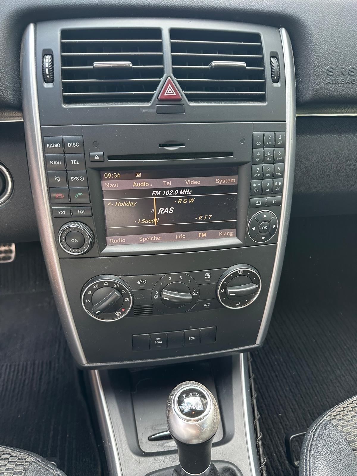 Mercedes-benz B 180 BlueEFFICIENCY Sport NEOPATENTATI