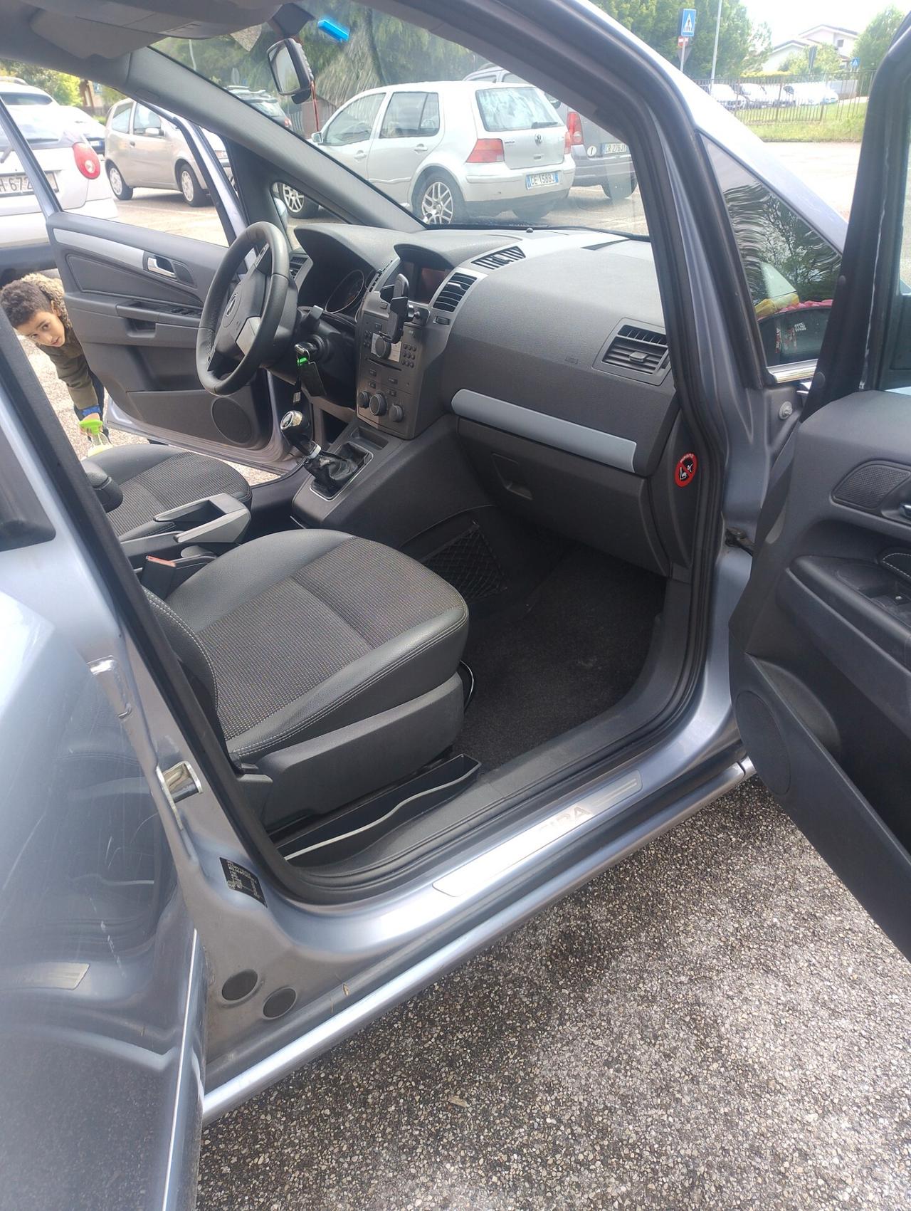 Opel Zafira 1.9 CDTI 120CV Enjoy
