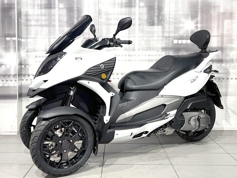 Quadro QV3