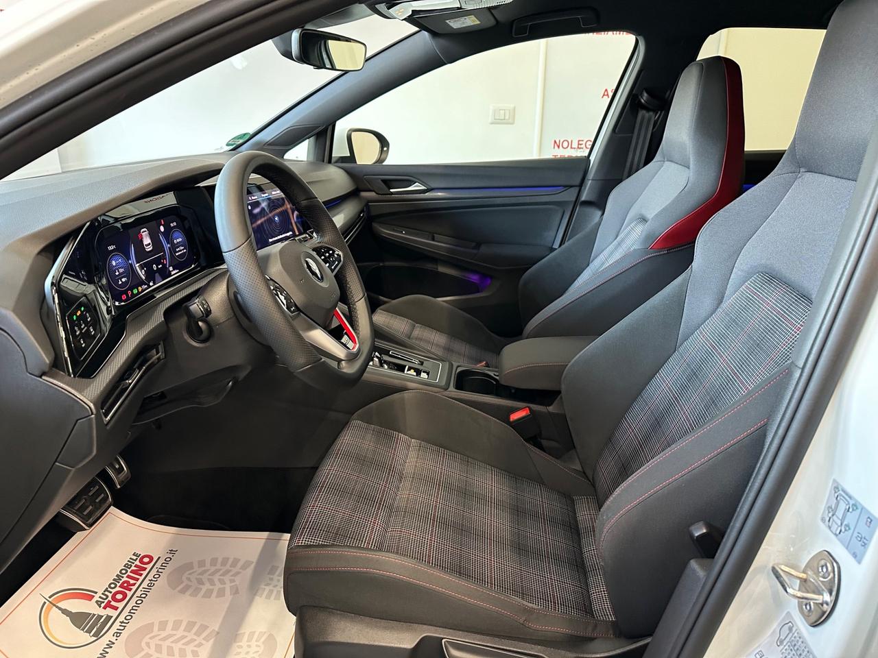 Volkswagen Golf GTI Golf 2.0 TSI GTI DSG PERFORMANCE