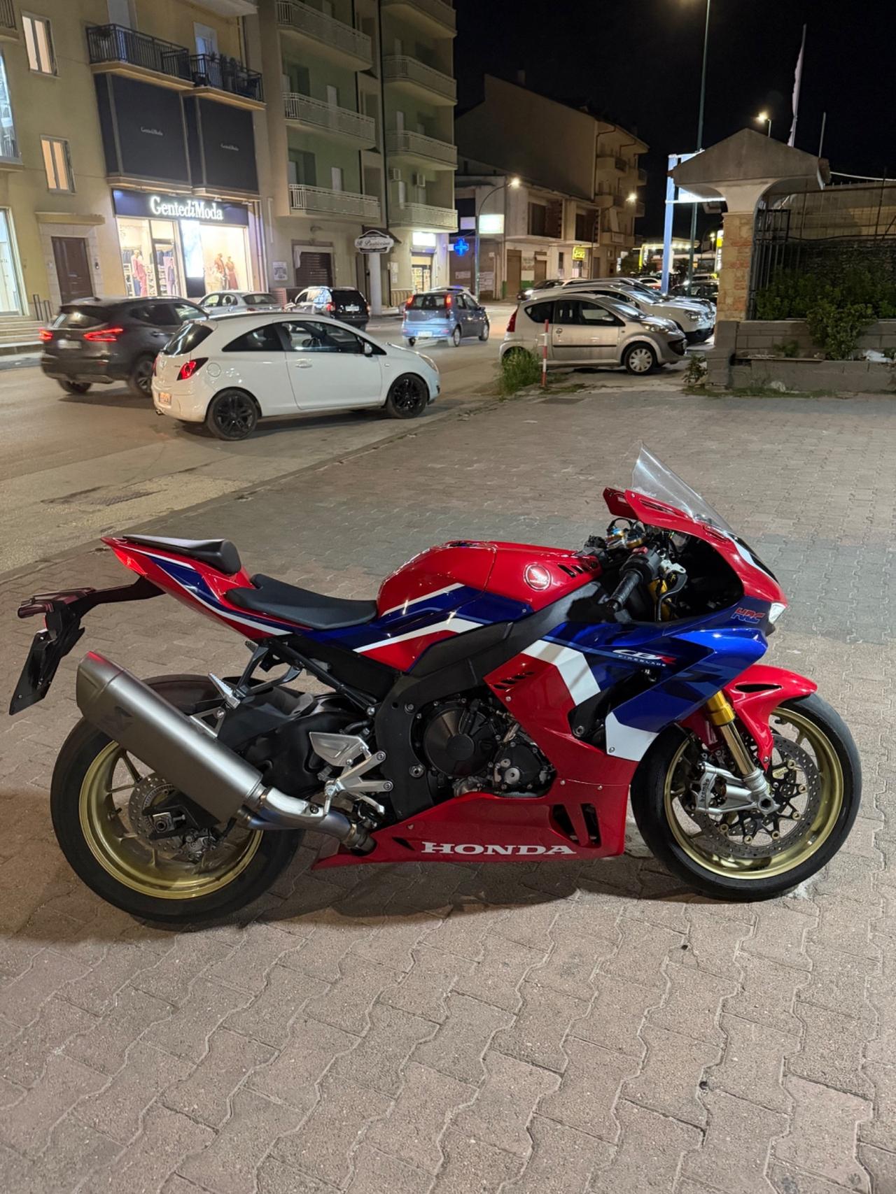 Honda CBR 1000 RR SP firblade Unica Pari a Nuovo