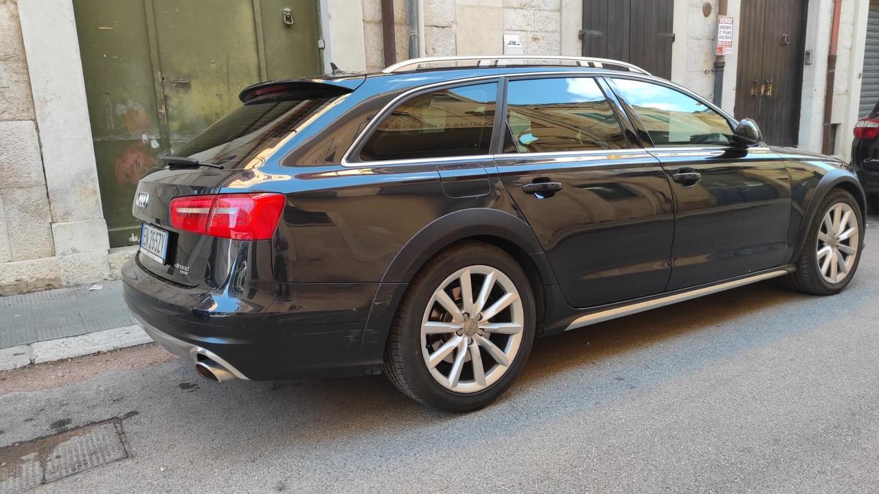 Audi A6 All Road 313cv motore da riparare un cilindro