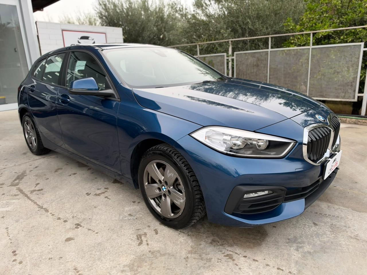 Bmw 116 116d 5p. Advantage