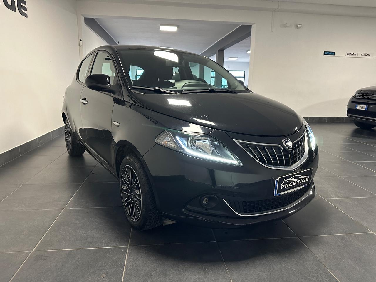 LANCIA YPSILON 1.0 HYBRID 69CV PRONTA CONSEGNA GARANZIA