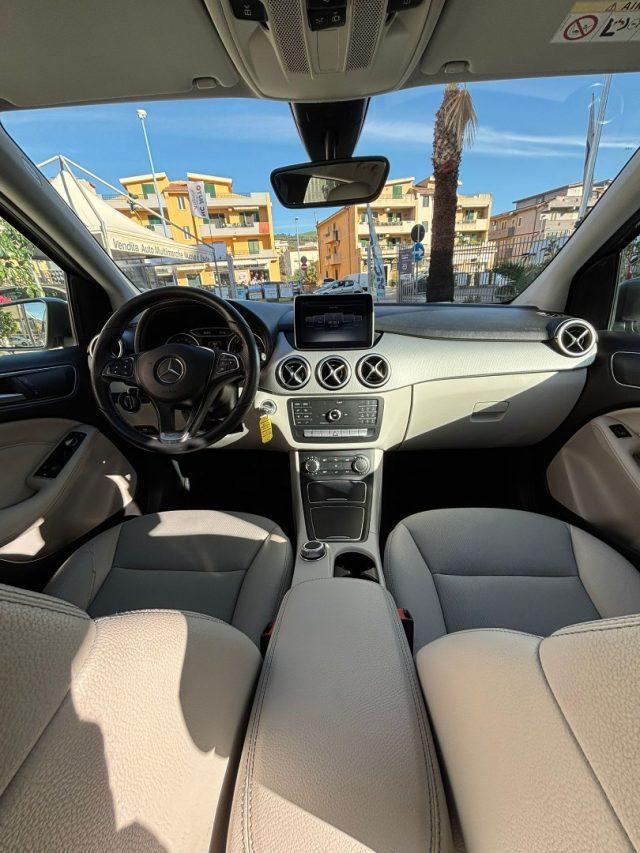 MERCEDES-BENZ B 180 d Automatic Business