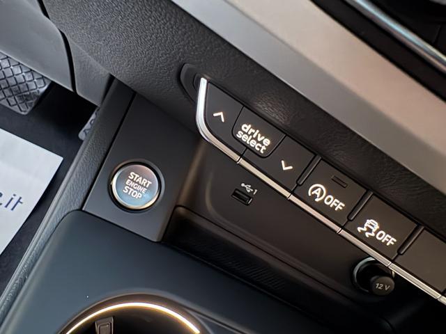 AUDI A4 allroad 40 TDI 204 CV S tronic Business Evolution TETTO.