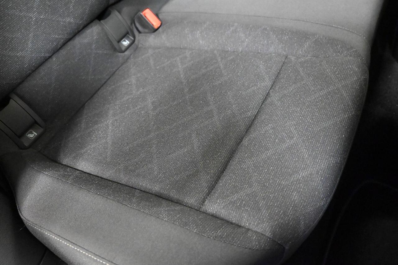 VOLKSWAGEN Golf 8ª serie Golf 1.0 eTSI EVO DSG...