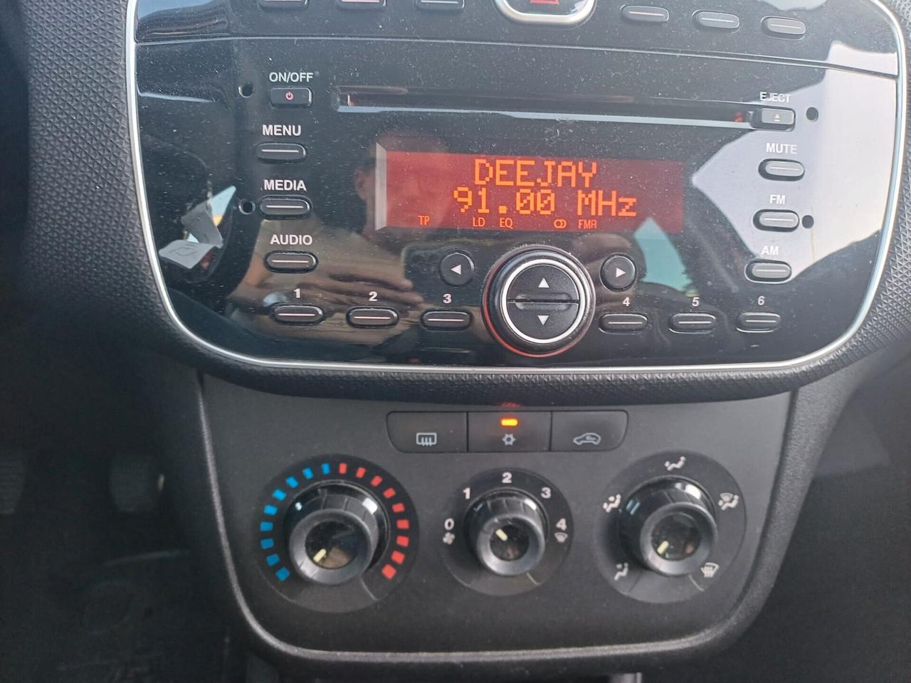 Fiat Punto 1.3 MJT 75 cv. 5 porte Virgin Radio