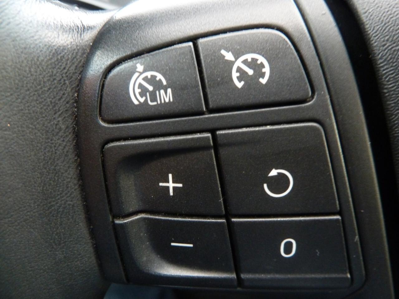 Volvo V40 Cross Country D2 1.6 Momentum