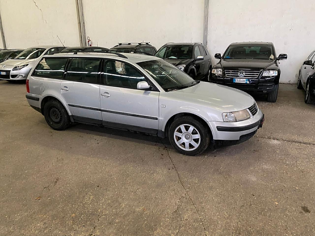 Volkswagen Passat 1.8 T 20V cat Trendline-2002