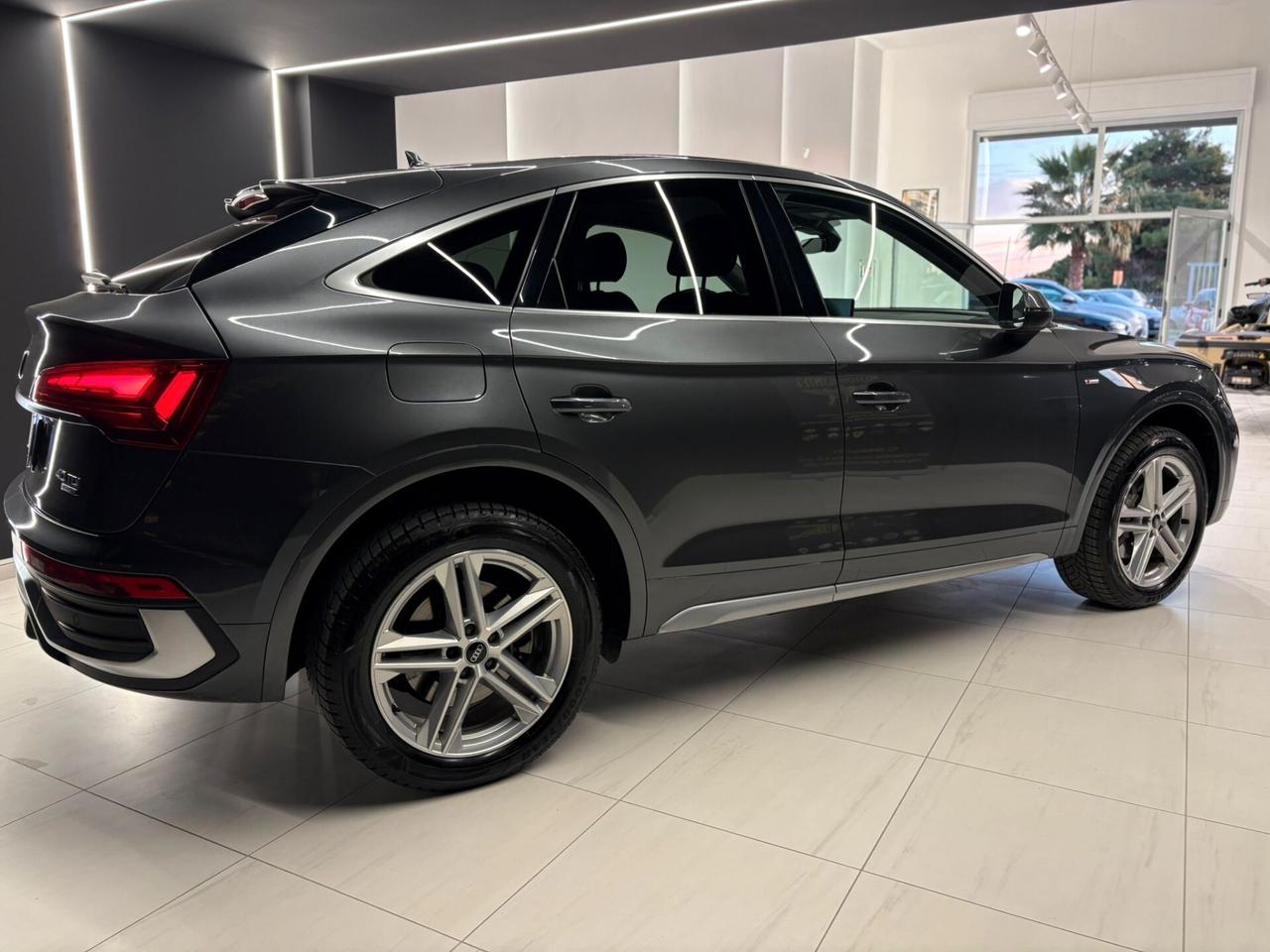 Audi Q5 40TDI 204 CV quattro S tronic line 2022