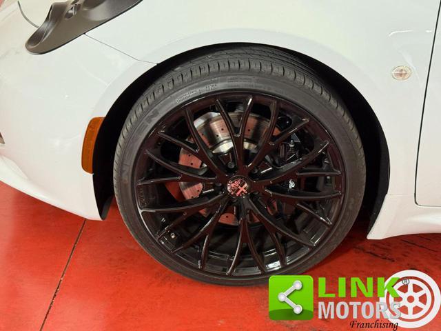 ALFA ROMEO 4C 1750 TBi