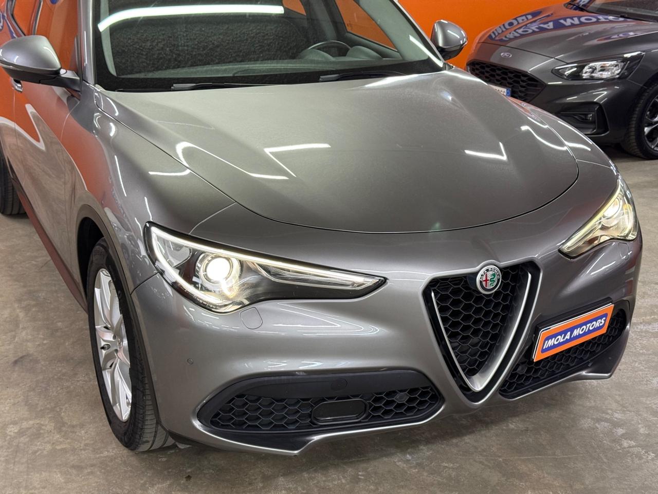 Alfa Romeo Stelvio 2.2 Turbodiesel 160 CV AT8 RWD Business