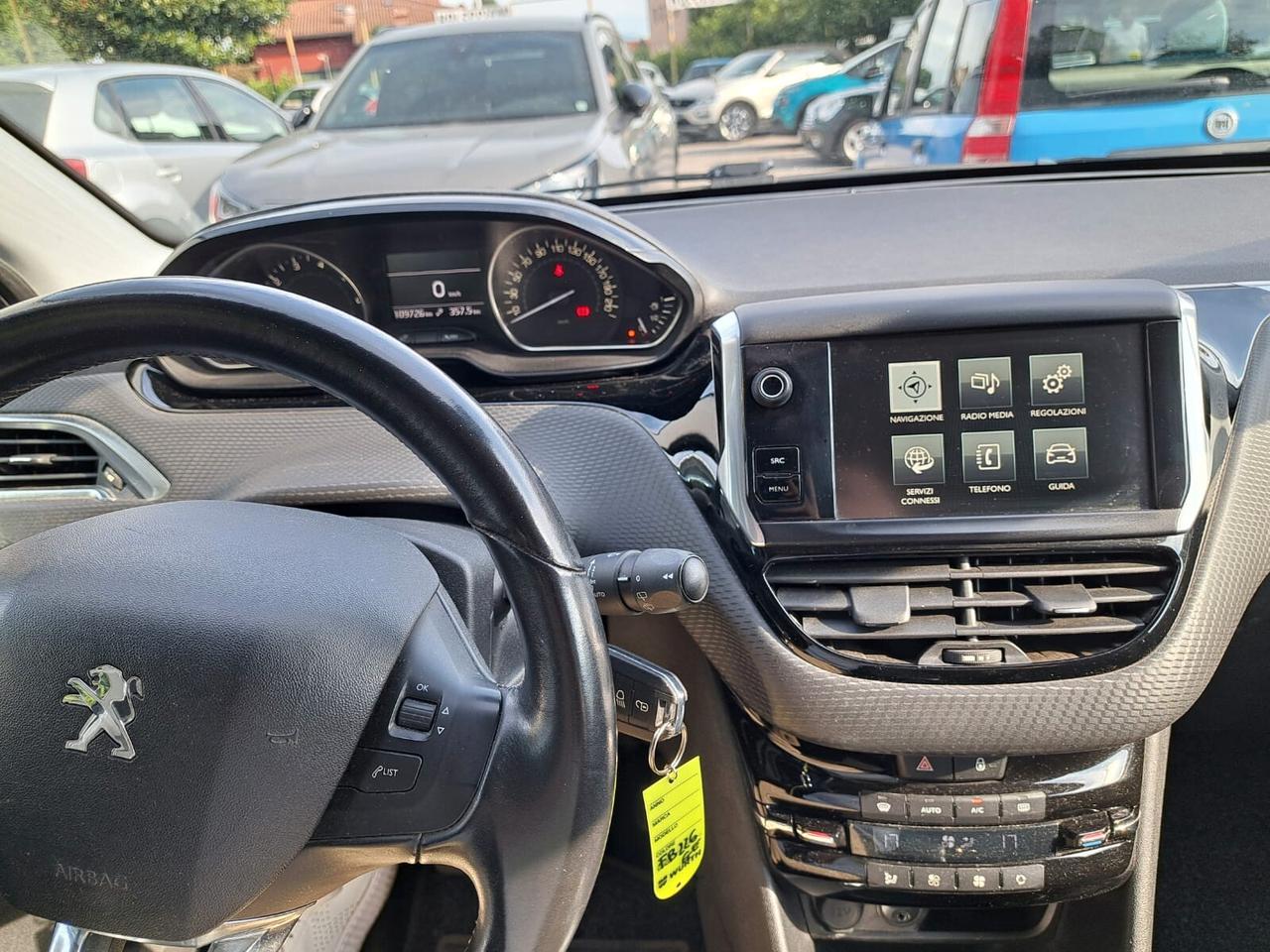 Peugeot 208 PureTech 82 5 porte Allure