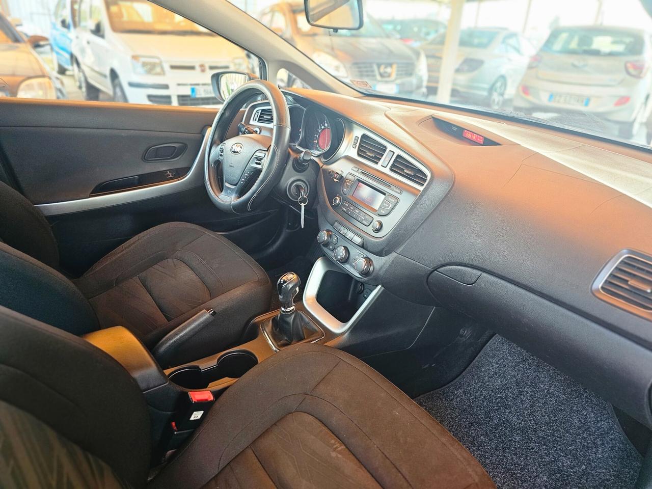 Kia Ceed cee'd 1.4 CRDi 5 porte Active