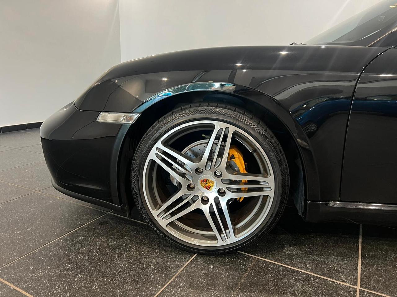 Porsche Cayman i 987 2.7