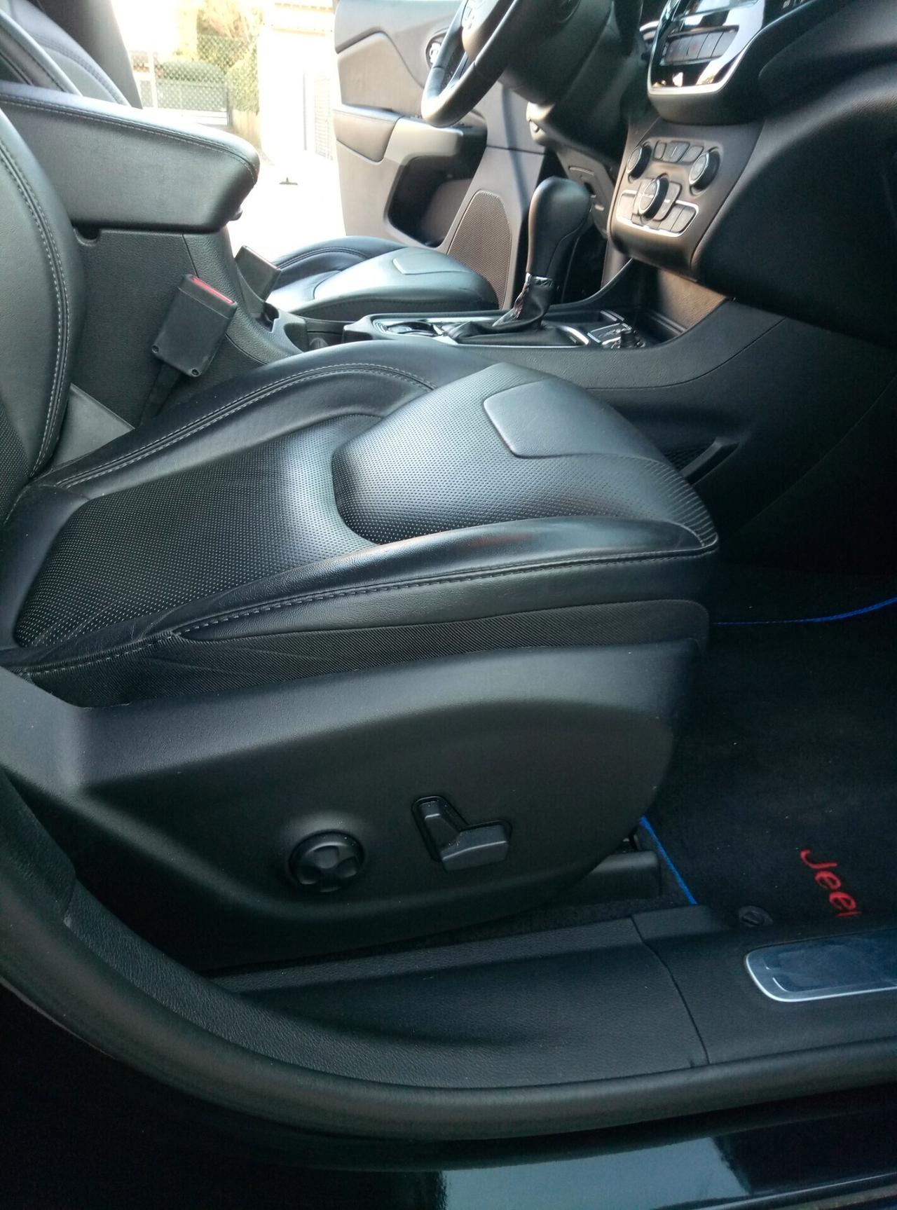 Jeep Cherokee 2.2 Mjt Limited