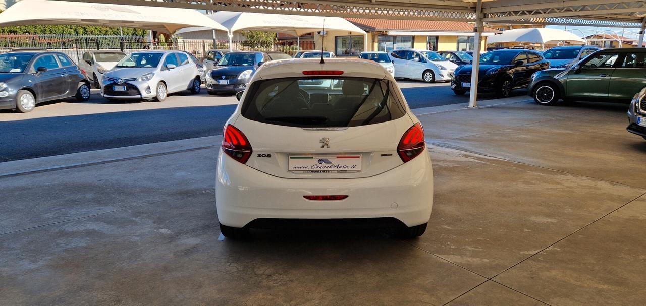 Peugeot 208 PureTech 82cv 5 porte Allure