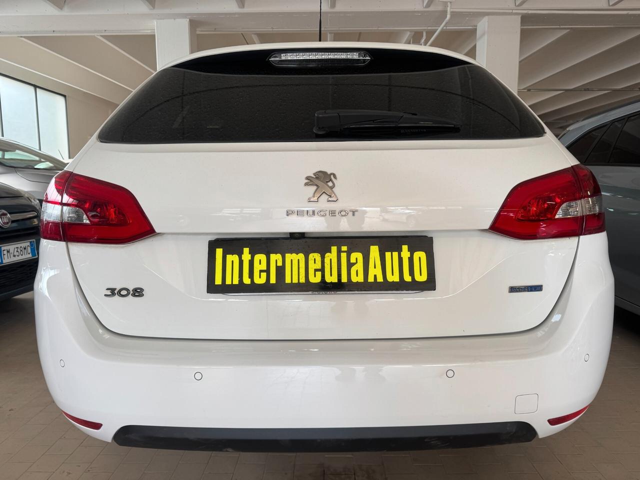 Peugeot 308 BlueHDi 120 S&S EAT6 Allure