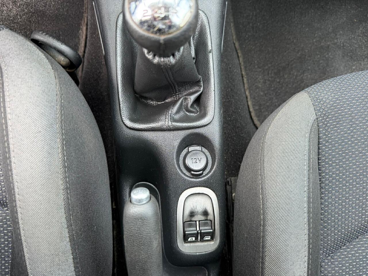 Peugeot 206 Plus 1.1 60CV neo-pat